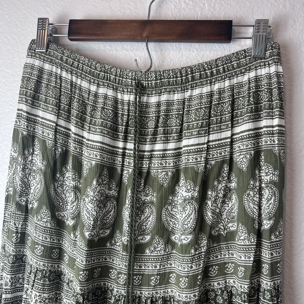 Y2K Maxi Skirt Womens Medium Green White Paisley Boho Rayon Hippie Festival Folk